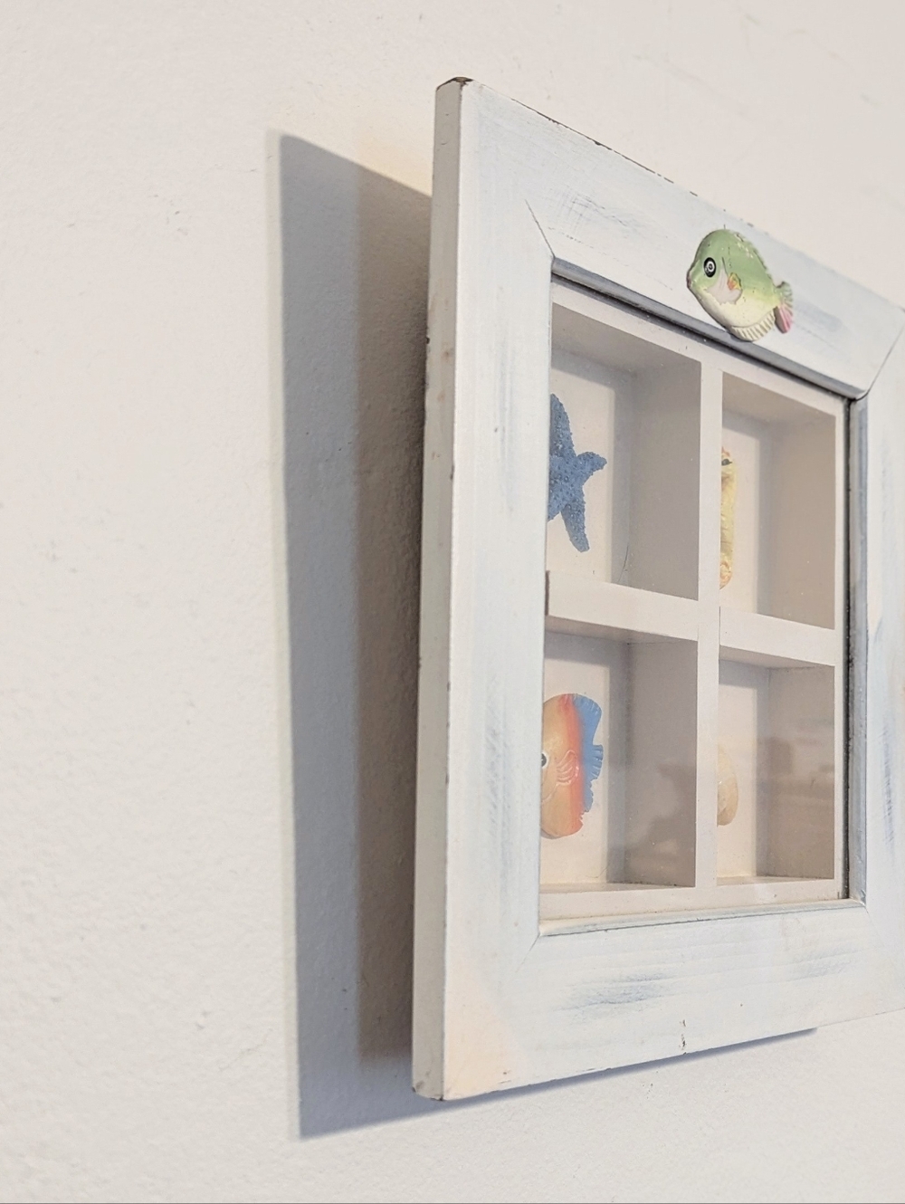 Beachcombers Rustic Shadow Box - Picture 2 of 6